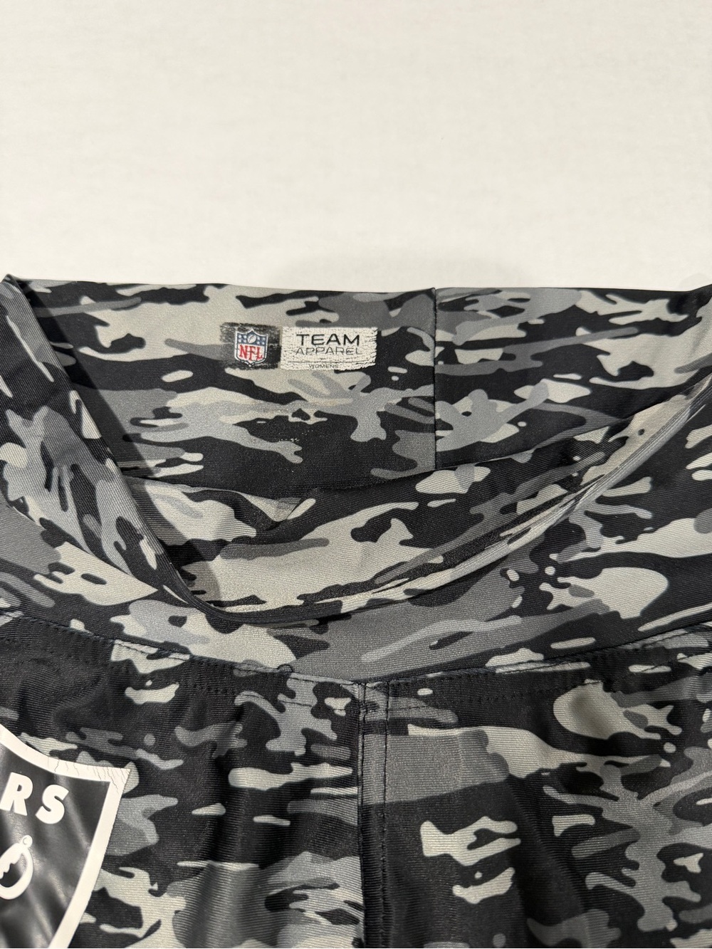 NFL Team Apparel women’s Raiders leggings - Picture 3 of 6